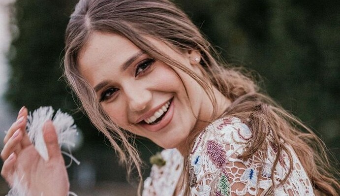 Що відомо про переможницю шоу Холостяк-10 і що вона публікує в Instagram: фото