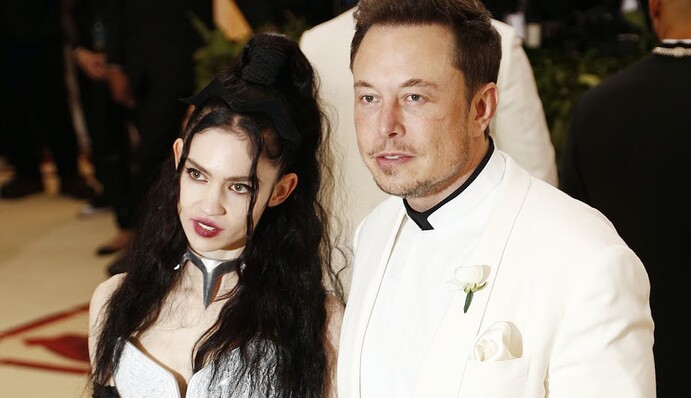 Ілон Маск та Граймс поправили дивне ім'я сина, але простіше від цього не стало