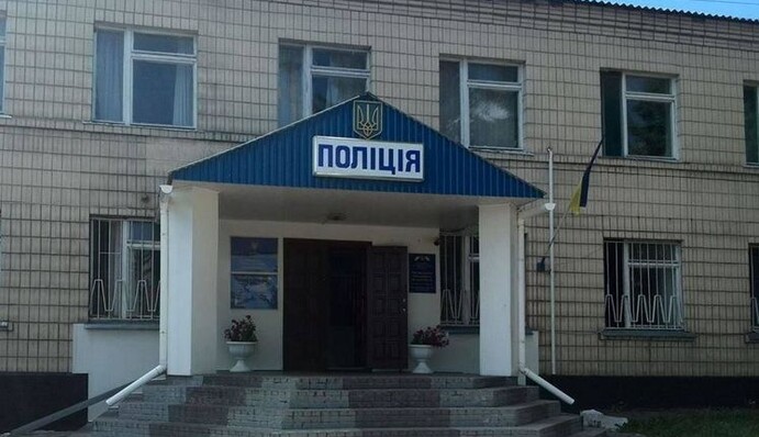 Гвалтували по черзі і стріляли над головою: що відомо про звірячі тортури дівчини в Кагарлику