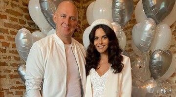 Потап і Настя Каменських поділилися кадрами з домашнього святкування їх першої річниці весілля