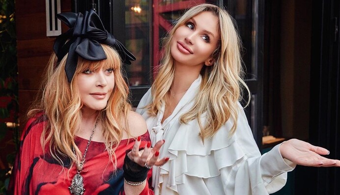 Світлана Лобода представила кліп з архівних відео - в ньому знайшлося місце навіть для Пугачової