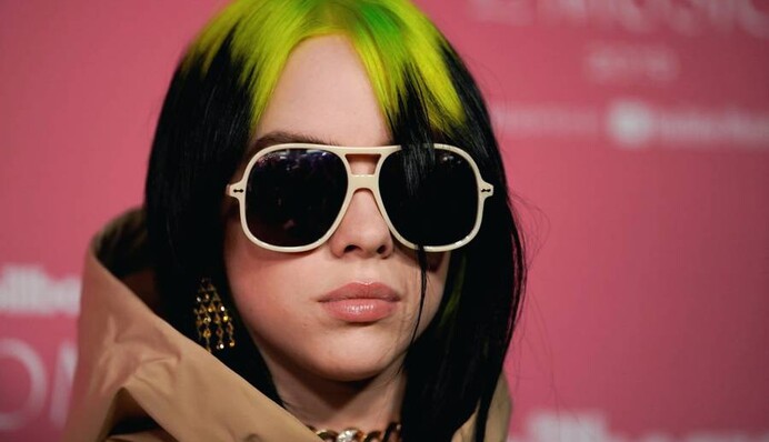 Билли Айлиш опубликовала в сети видео о бодишейминге, в котором впервые показала тело