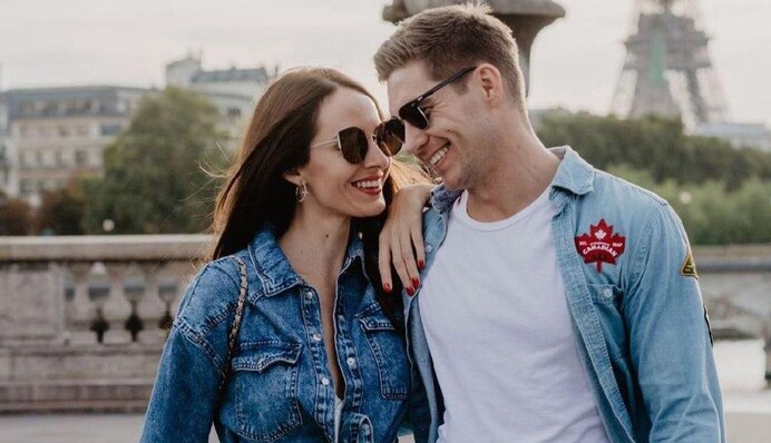 Штамп в паспорте ничего не значил: новая спутница Остапчука ответила на обвинения в развале его брака