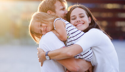 Украинские знаменитости проведут флешмоб ко Дню защиты детей