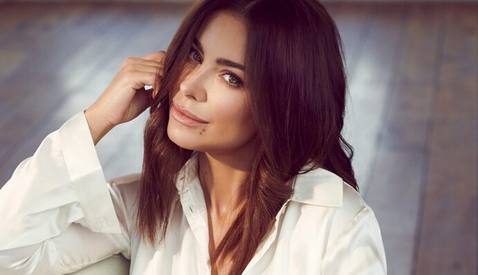 Ані Лорак представила новий трек - він про бажання кожної дівчини бути коханою