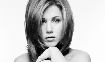 Дженніфер Еністон виставила на аукціон своє оголене фото часів 