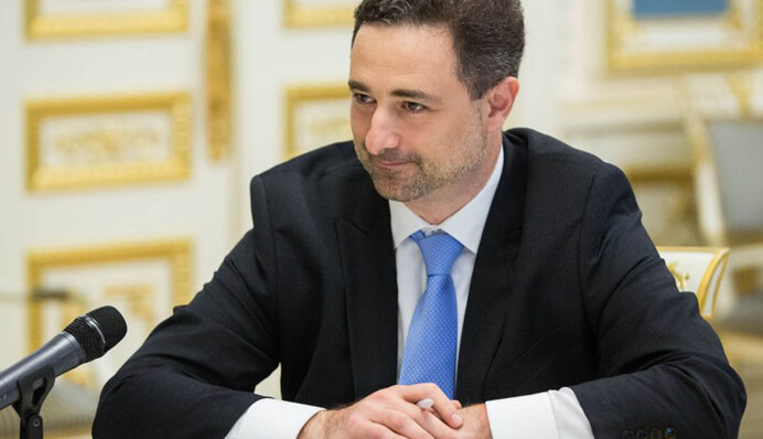 Правнук лейтенанта Шмидта: что не так с созданием банка в 