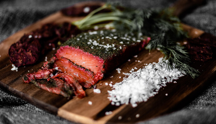 Запікаємо на Трійцю смачну рибу з овочами: детальний рецепт і поради