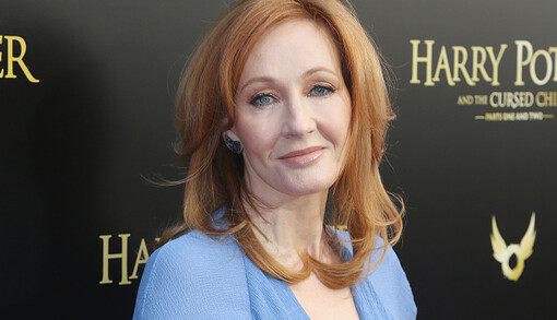 Джоан Роулінг звинуватили в трансфобії - вибачатися довелося навіть зірці 