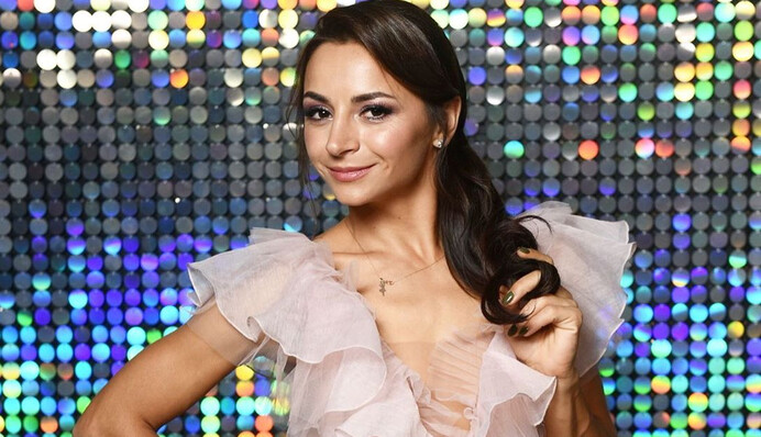 Беременная финалистка Танцев со звездами рассказала, как назовет будущего ребенка