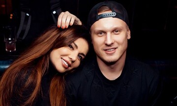 Анна Седокова представила кліп, який включає в себе кадри відеодзвінків з коханим на карантині: відео