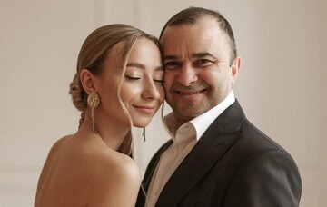 Тобі 55, куди тягнути: молода дружина Віктора Павлика зізналася, що ініціатором шлюбу зі співаком була вона