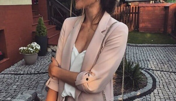 Дочекалися літа? Як одягатися в офіс у спекотну погоду - 7 легких образів на кожен день