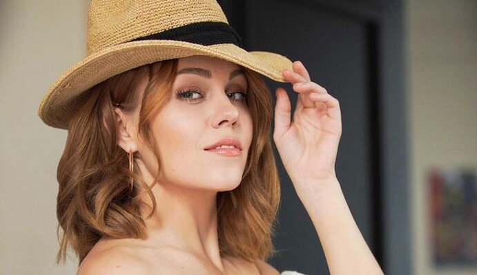 Alyosha вперше показала свою маму - тепер ясно, на кого схожа співачка