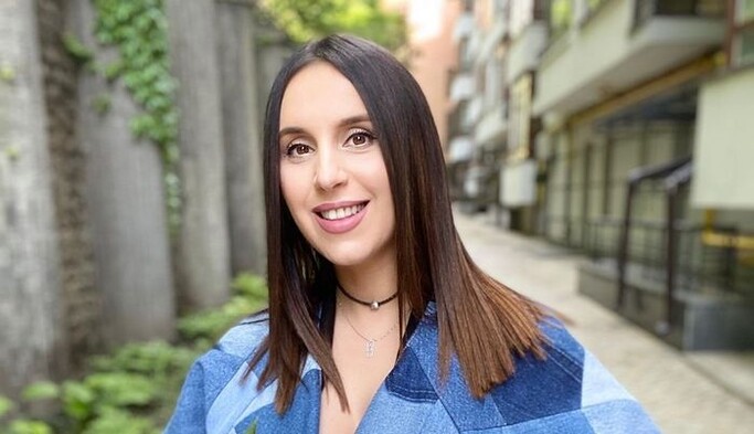 Беременная Джамала показала свой главный летний аксессуар - дизайнерские защитные маски