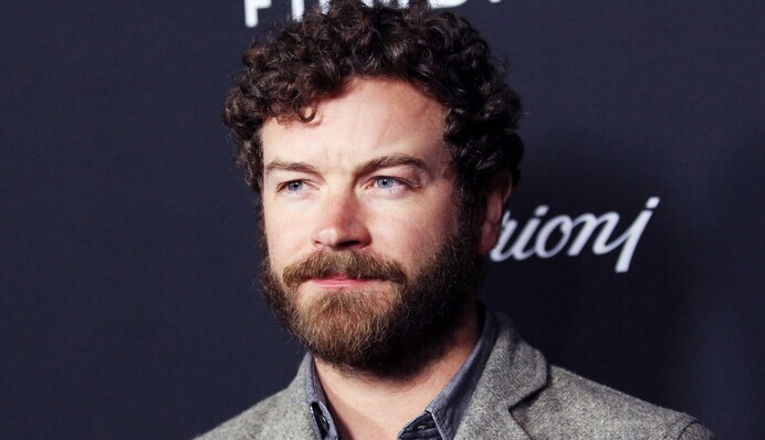 Известного актера-саентолога обвинили в изнасиловании трех женщин: ему грозит 45 лет тюрьмы