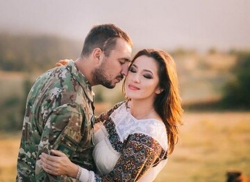 Наталка Карпа випустила дуже особистий кліп - в ньому показані знакові події в житті співачки