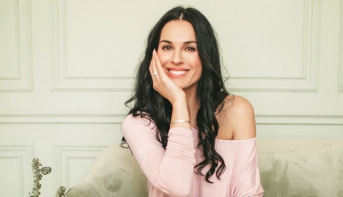 Маша Єфросиніна розповіла про незручний момент - ведуча стала свідком розмови про її нову зачіску