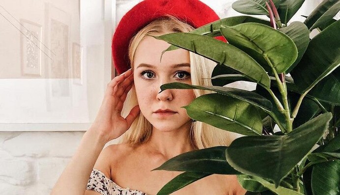 В сети заговорили о неслучайной смерти блогера Насти Тропицель, но люди отказываются верить в такую версию