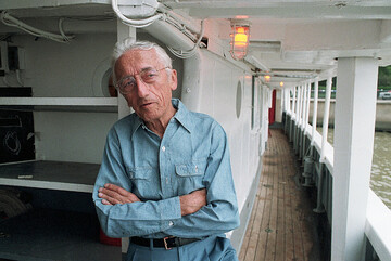 Таємна родина, три 