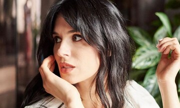 Звездное перевоплощение: Маша Ефросинина показала себя до и после макияжа