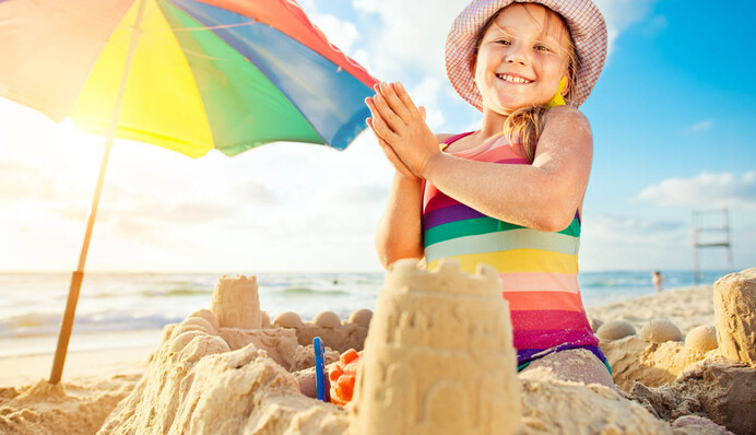 Летний отпуск 2020: где и за сколько можно отдохнуть на Азовском море в Херсонской области