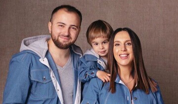 Джамала з чоловіком і старшим сином показали family look в стильній фотосесії