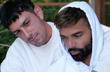 Рікі Мартін з чоловіком та дітьми прикрасив сторінки модного глянцю: як виглядає сім'я співака