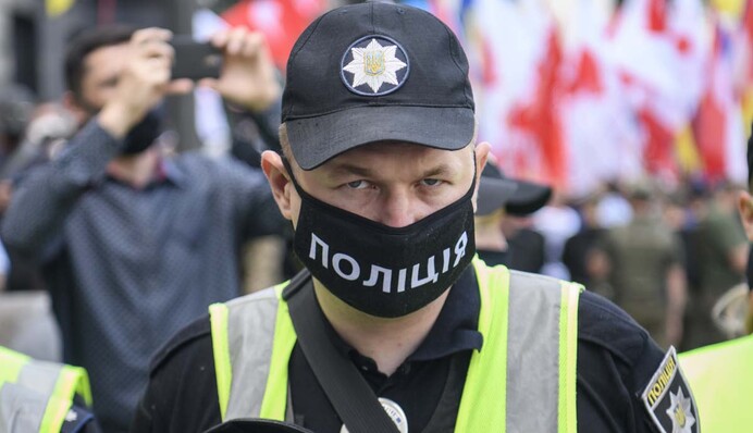 Уже не 17 тысяч: украинцам готовят новые штрафы за отсутствие масок