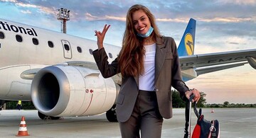 Доведеться звикнути: дружина Дмитра Комарова скористалася літаком в карантин і розповіла про нові умови