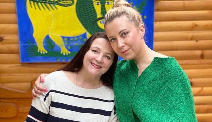 Тоня Матвієнко показала, як її знаменита мама жваво бігає за онукою - але ж артистці вже 72
