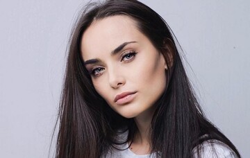 Жодна людина до цього не готова: Ксенія Мішина розповіла про труднощі раннього материнства