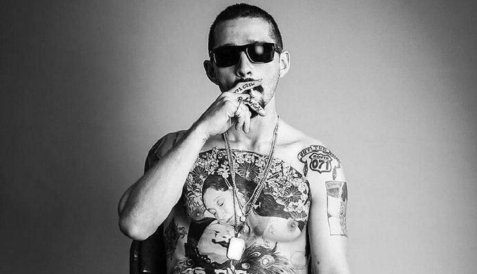 Актор Шая ЛаБаф зробив тату на весь торс. І все заради нової ролі в кримінальній драмі