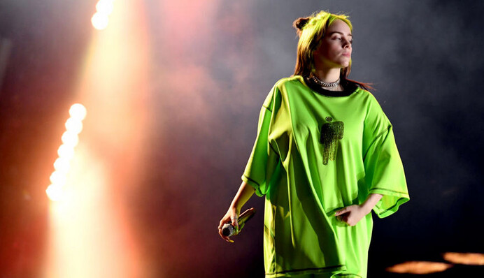 Біллі Айліш насмішила людей новою колекцією фірмового одягу та цінами. Меми довго чекати не довелося