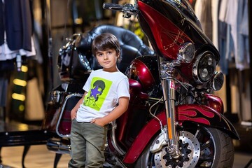 Мамин красунчик: 5-річний син Ірини Білик знявся в модній фотосесії