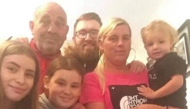 Не все герои носят… трусы: британец голышом бросился спасать племянницу, но тревога оказалась ложной