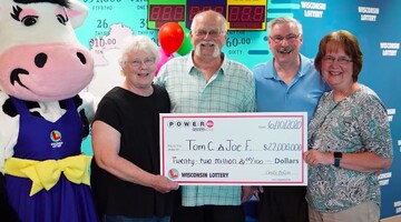 Двоє друзів вирішили поділити гроші, якщо один з них виграє в лотерею. 28 років по тому вони стали мільйонерами