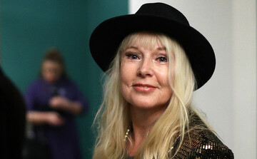 Секс-символ СРСР Олена Кондулайнен потрапила в реанімацію: що сталося