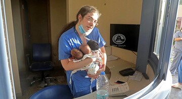 Після вибуху в Бейруті медсестра втратила свідомість, а коли прийшла до тями, дізналася, що стала героєм