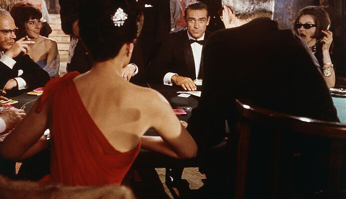 Фанаты выбрали лучшего Джеймса Бонда всех времен, и это не Дэниел Крейг