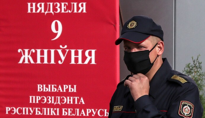 Після виборів Білорусь чекає криза і голод - Віктор Мартинович