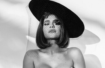 Кайлі Дженнер знялася топлес в фотосеті українського фотографа