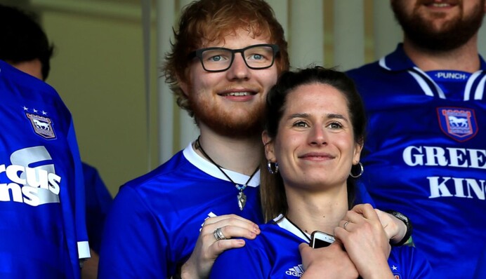 Эд Ширан впервые станет отцом - жена певца уже на последних сроках