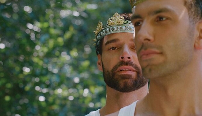 Рики Мартин с мужем снялись в семейной фотосессии - пара позировала без детей