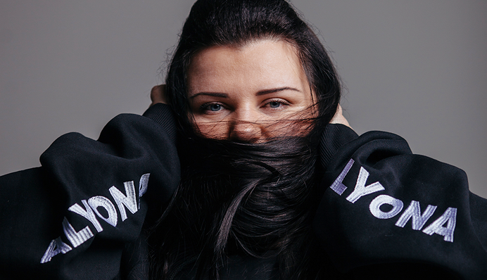 Реп-зірка alyona alyona переспівала хіт Ріанни і здивувала фанів - такого чистого вокалу не очікував ніхто