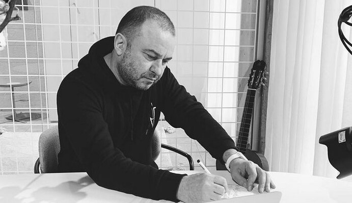 Виктор Павлик показал щемящие сердце кадры с младшим сыном - с первых лет и до последних дней жизни Павла