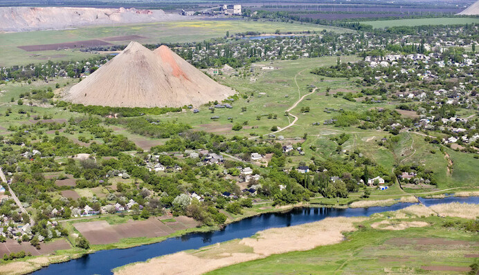 Урегулирова­ние на Донбассе предполагает мир и возвращение людей с территориями