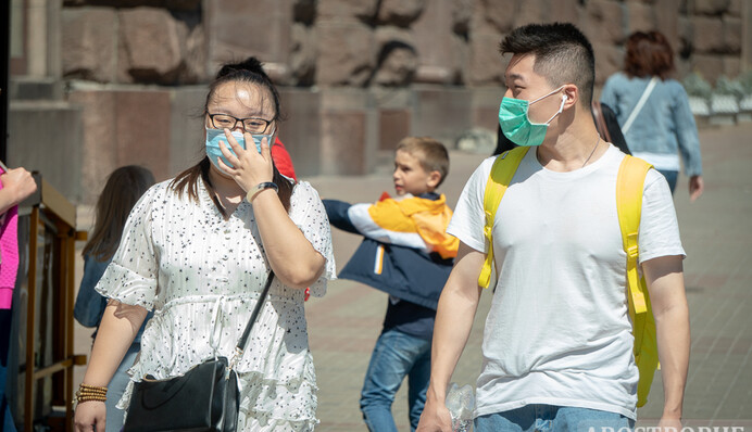 Повного закриття країни через коронавірус уже не буде. Прогноз епідеміолога на осінь