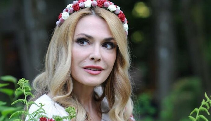 Ольге Сумской - 54: актриса показала, где и с кем празднует свой день рождения