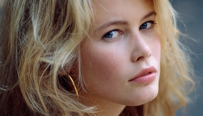 Клаудії Шиффер - 50: супермодель показала спокусливе фото, яке зробило її знаменитою